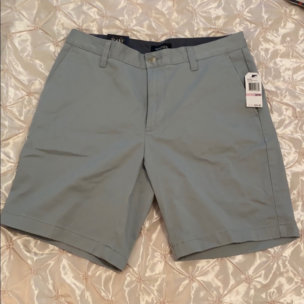 Nautica Deck Short :: Men 32 inch